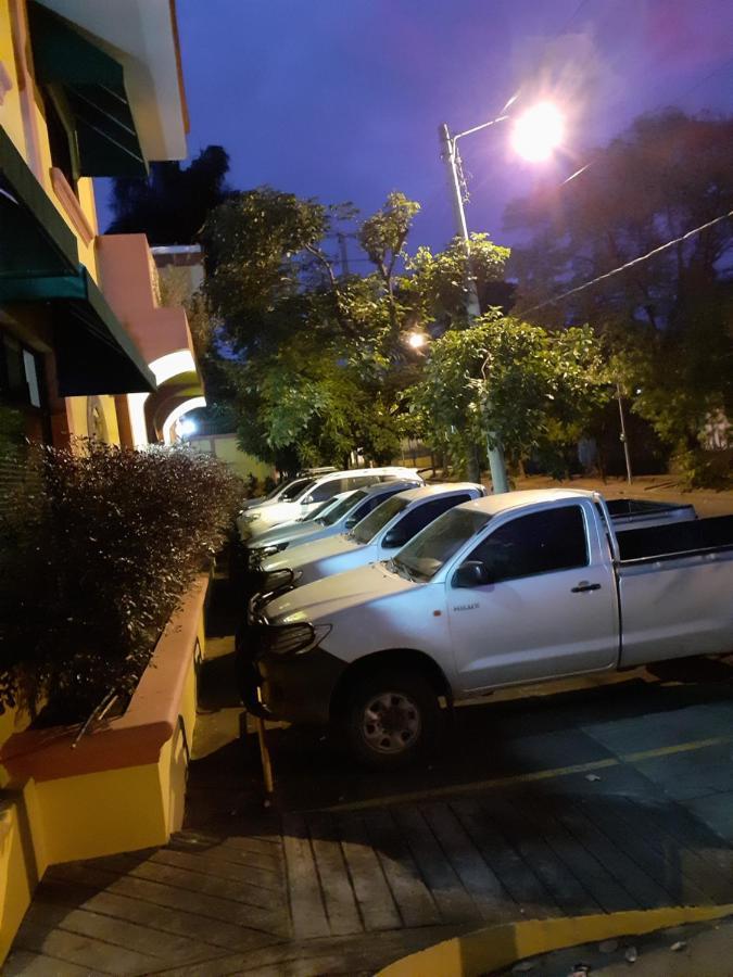 Hotel Brandts Los Robles De San Juan มานากัว ภายนอก รูปภาพ