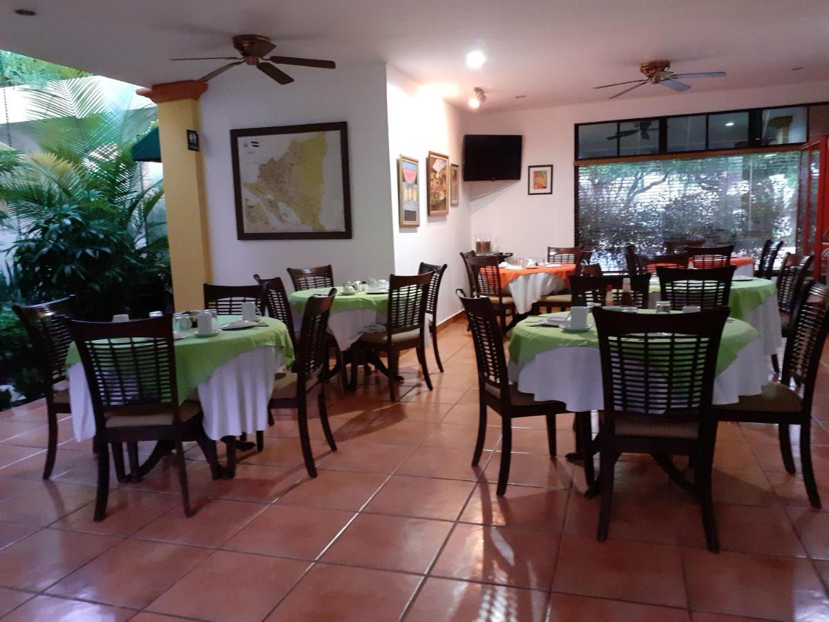 Hotel Brandts Los Robles De San Juan มานากัว ภายนอก รูปภาพ