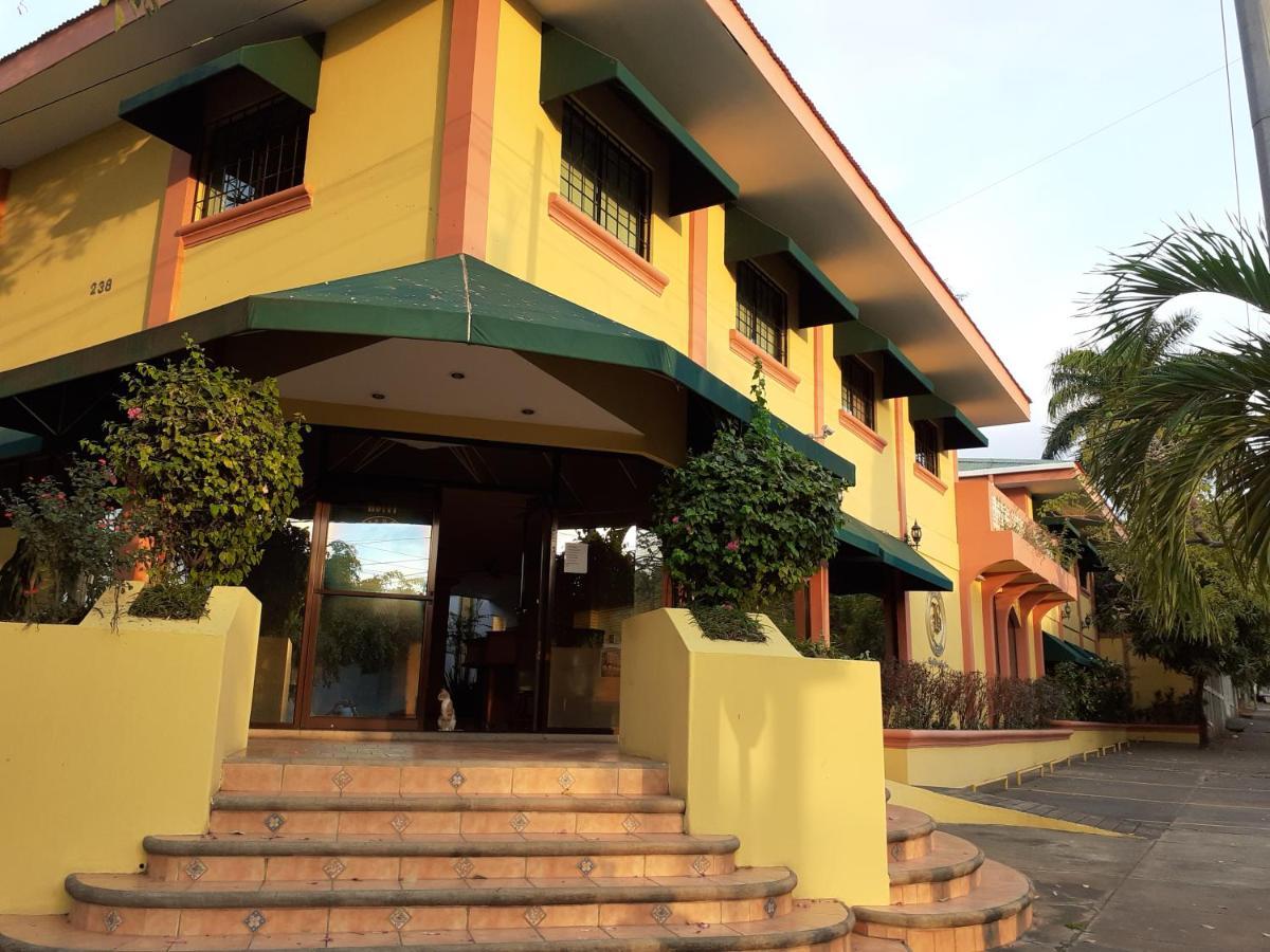 Hotel Brandts Los Robles De San Juan มานากัว ภายนอก รูปภาพ