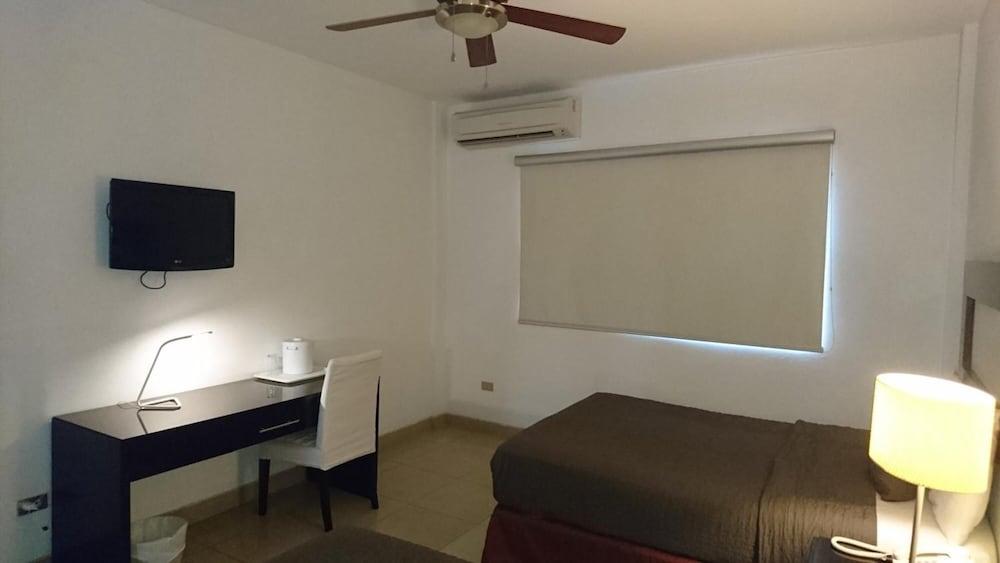 Hotel Brandts Los Robles De San Juan มานากัว ภายนอก รูปภาพ