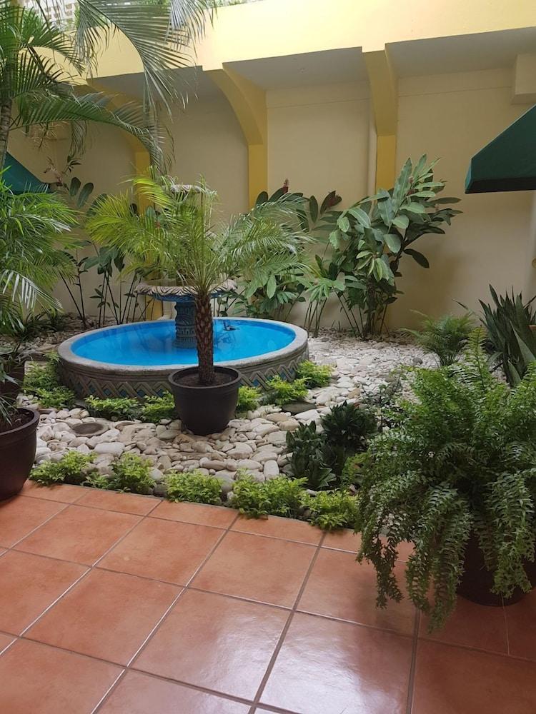 Hotel Brandts Los Robles De San Juan มานากัว ภายนอก รูปภาพ