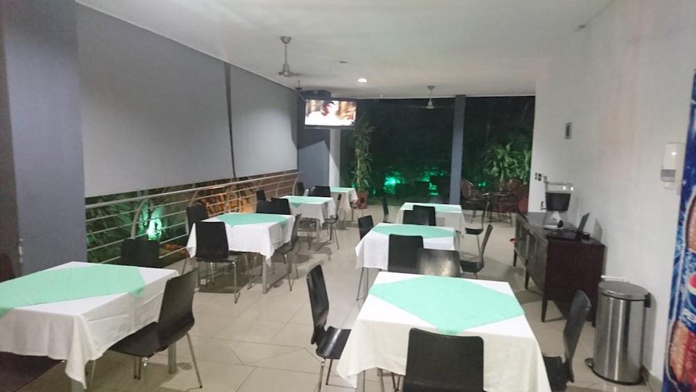 Hotel Brandts Los Robles De San Juan มานากัว ภายนอก รูปภาพ