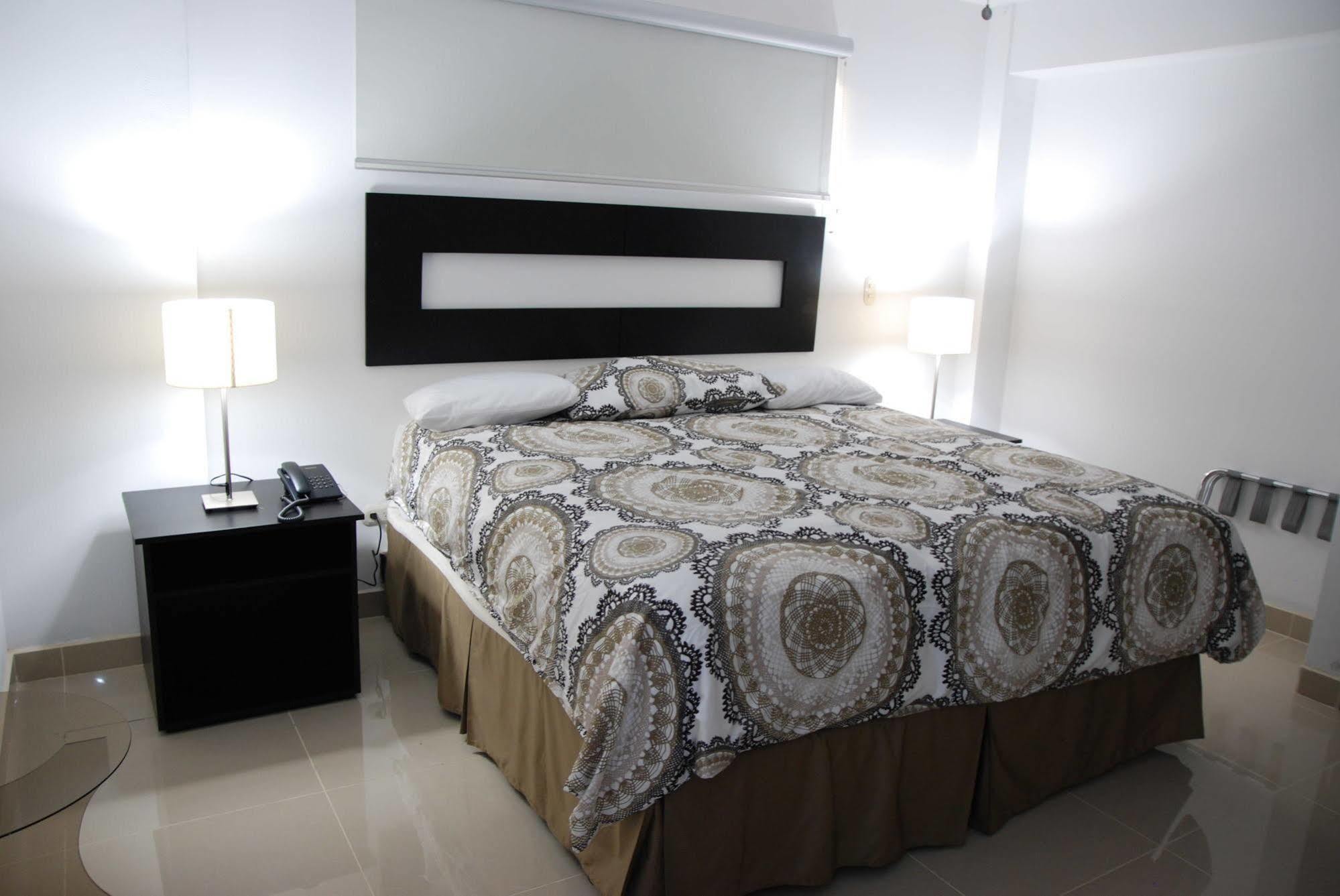 Hotel Brandts Los Robles De San Juan มานากัว ภายนอก รูปภาพ